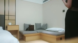 赛琳娜的黄金完整翻译版中文-直播 火辣身材的娜扎【沙滩上的贝壳酱】!